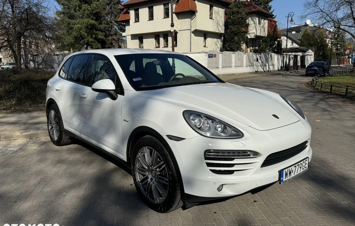 Porsche Cayenne cena 94900 przebieg: 203500, rok produkcji 2012 z Warszawa małe 154